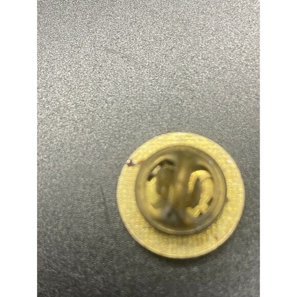 Quebec Canada Flag Lapel Pin Vintage Canadian Province Souvenir - Picture 3 of 11